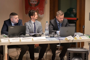 Tavolo dei relatori